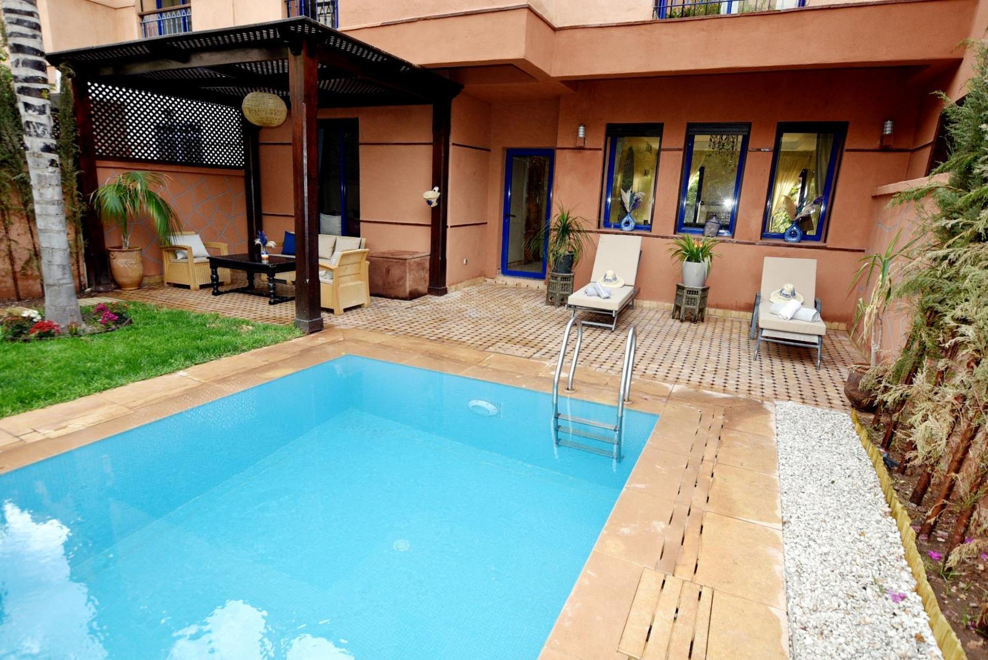 Narjis Villa